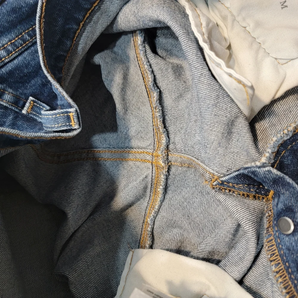 Levi's Premium Quality 501 Slouchy Bermuda Jean Cut Off High Rise Shorts 28 - Picture 11 of 13